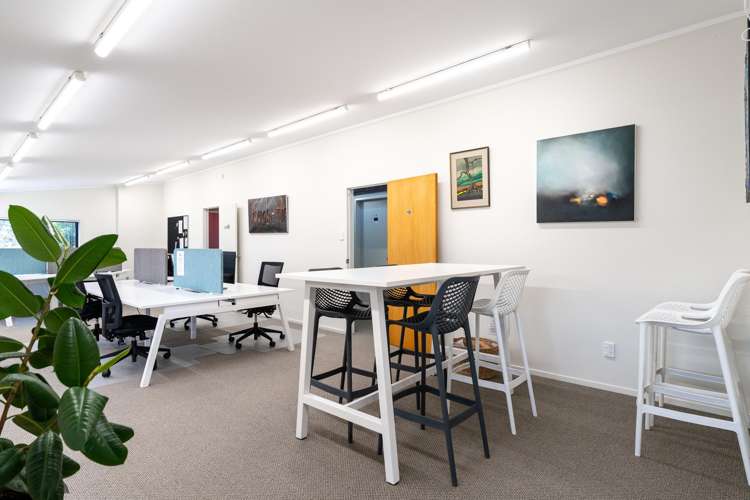 13 Wallis Street Raglan_18