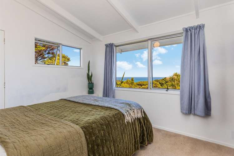 13 Te Ahuahu Road Piha_6