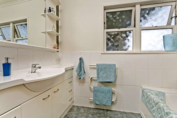 4 Regal Place Forrest Hill_8