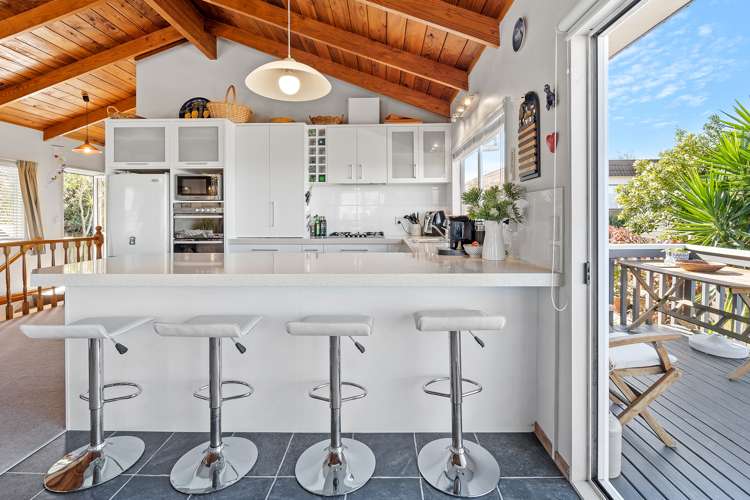 67a Polkinghorne Drive Manly_4