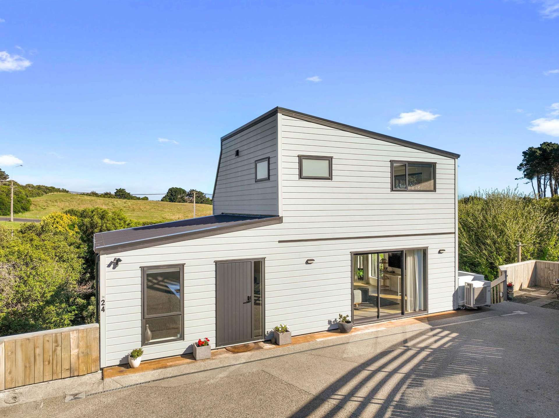 24 Norman Street Tainui_0
