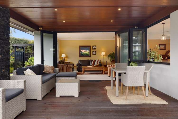 19 Tall Oaks Way Bethlehem_15