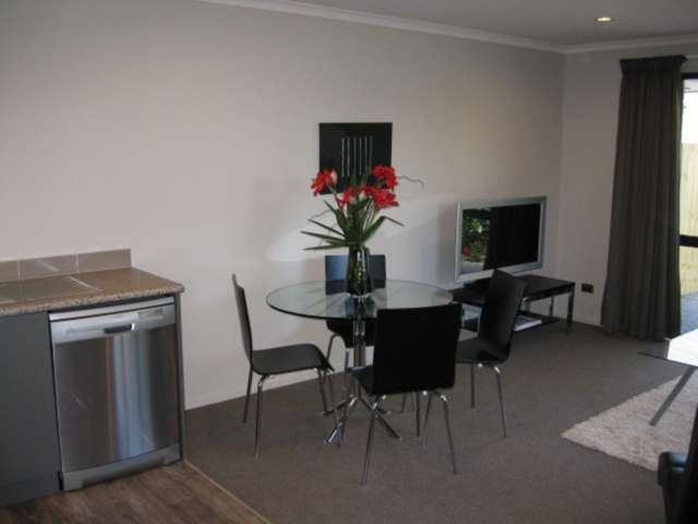 7/31 Jones Crescent Melville_3