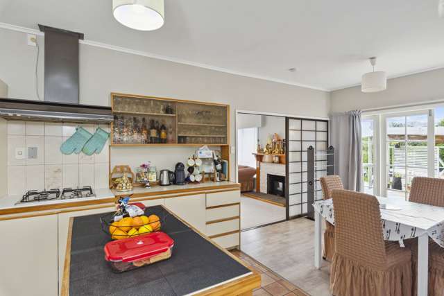 16 Eatwell Avenue Paraparaumu Beach_2