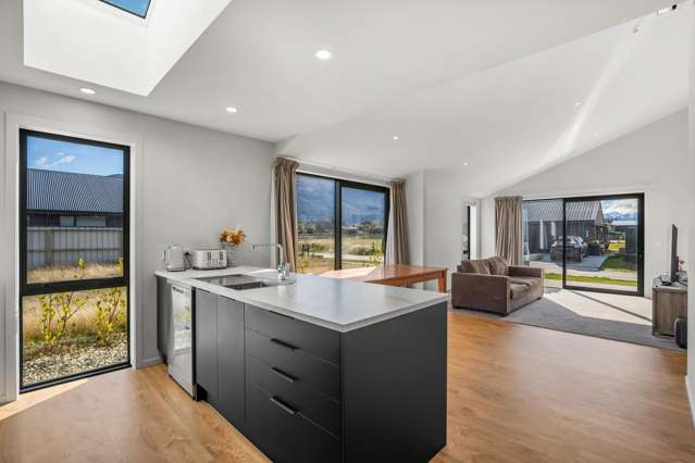 22 Riley Street Lake Hawea_1