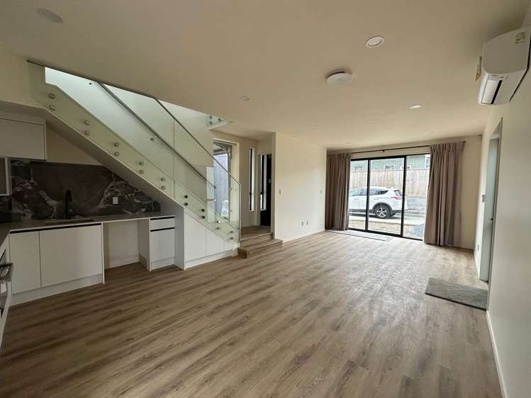 2/8 Sunnybrae Road Hillcrest_4