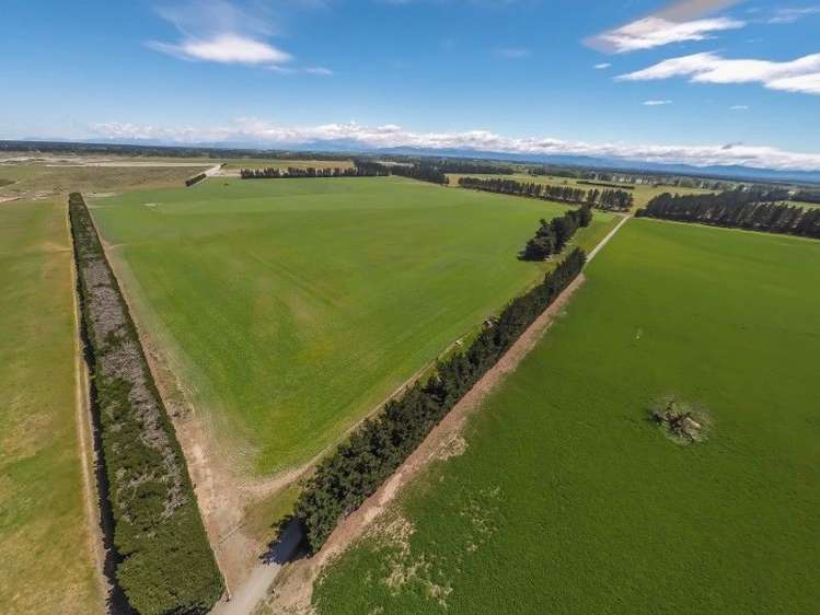 130 Mcleans Island Road Harewood_10