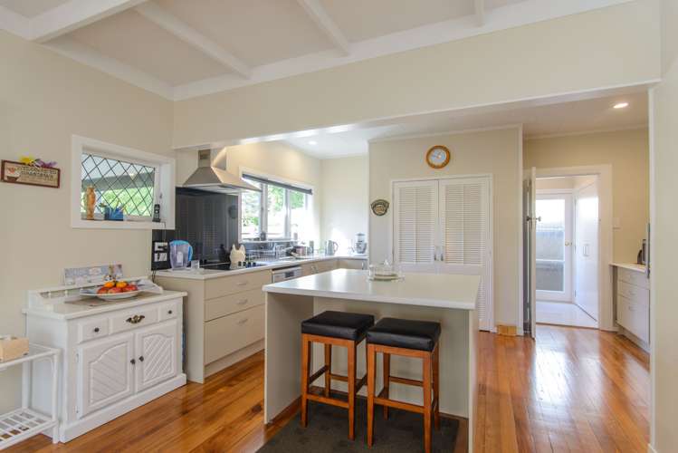 16 Northcote Road Takapuna_10