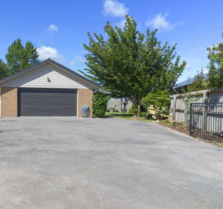 17 Stanwood Grove Darfield_18