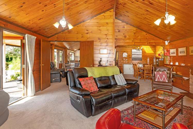 64 Cemetery Road Patutahi_23