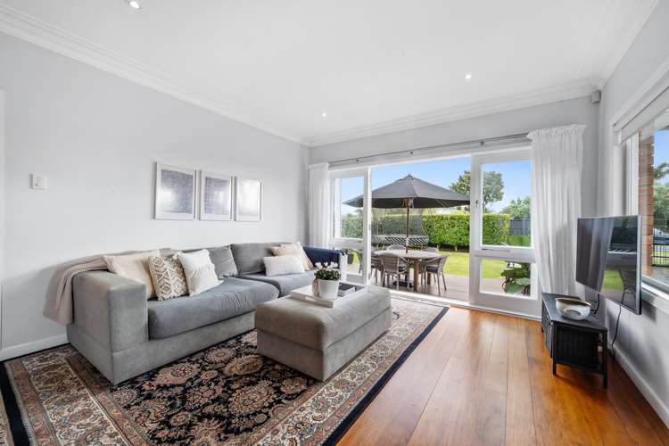 20 Bradbury Road Botany Downs_7