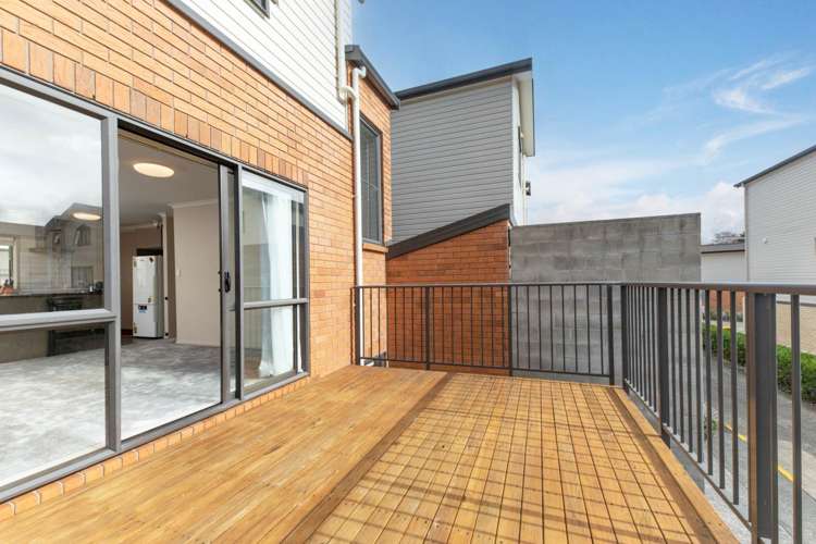 21/172 Mcleod Road Te Atatu South_1