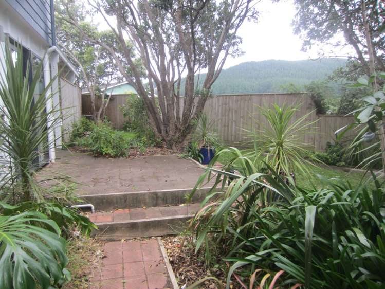 12 Florio Terrace Tawa_17