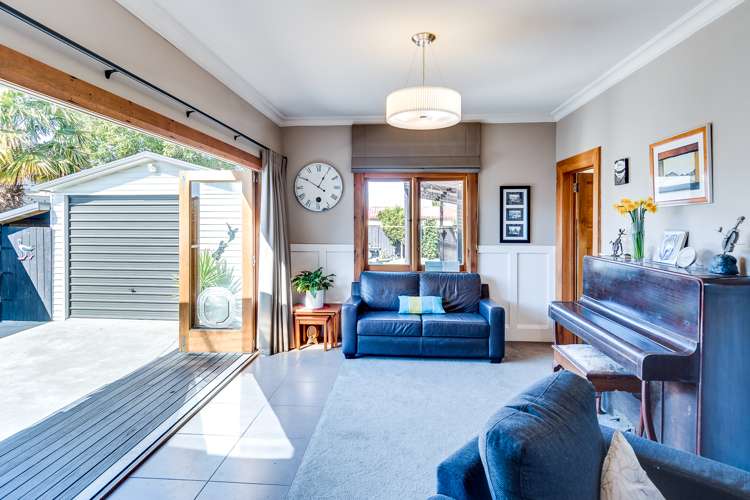 1 Campaign Street Napier South_7