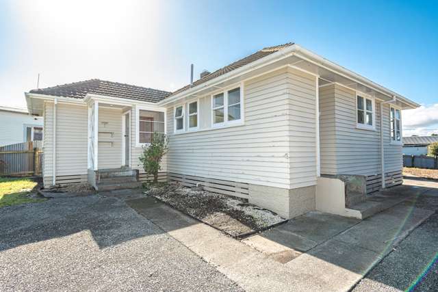 6 Gordon Crescent Marton_1