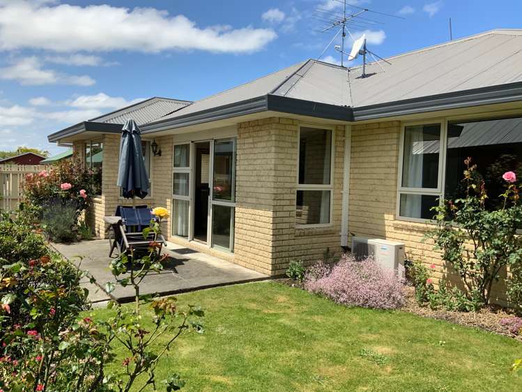 2/378 Burnett Street Ashburton_5