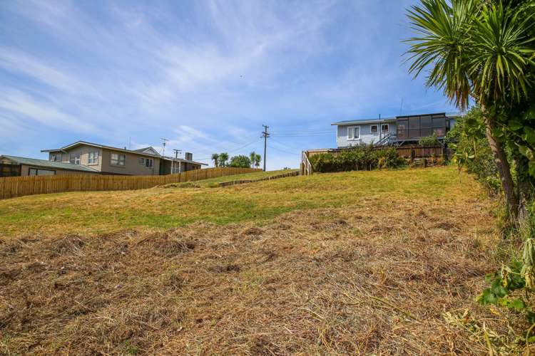 6 Sheehan Road Te Atatu South_12