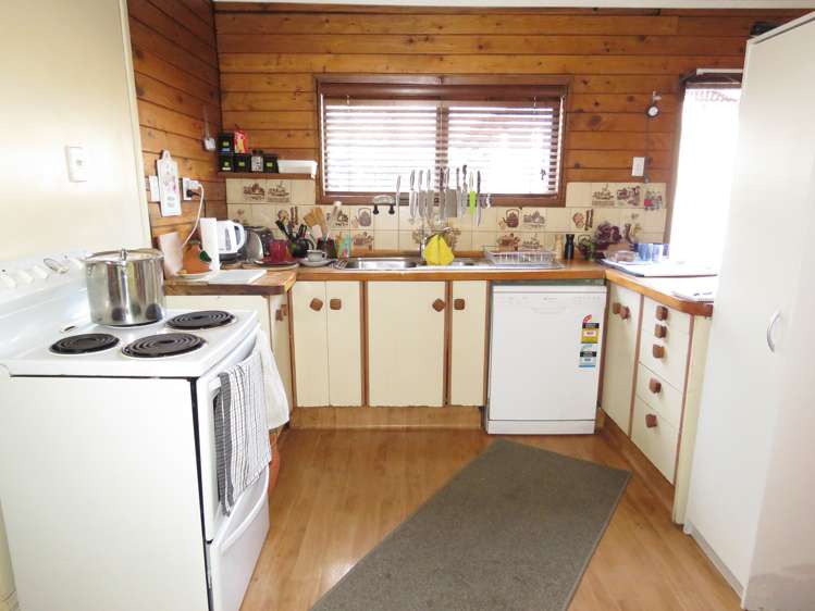 48 Victory Street Reefton_19