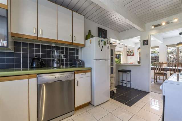 63 Eaton Crescent Matua_4