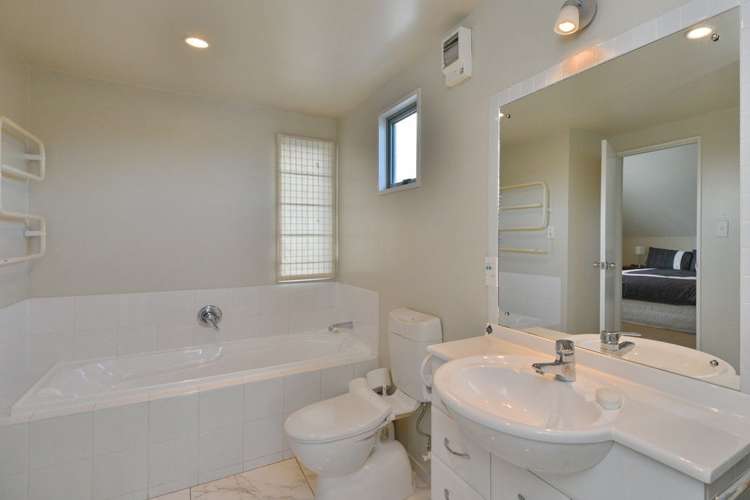 96 Saint Albans Street Saint Albans_12