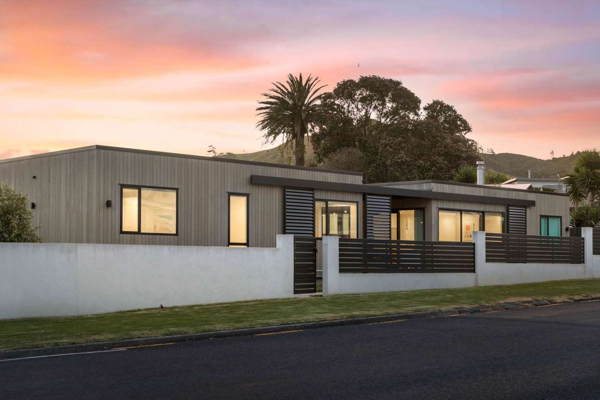 41 Beach Road Waihi Beach_0