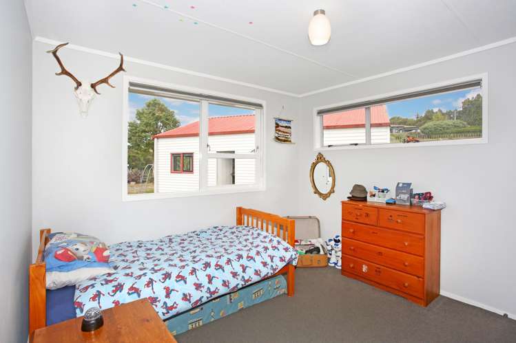 468 Pinnacle Hill Road Bombay_31