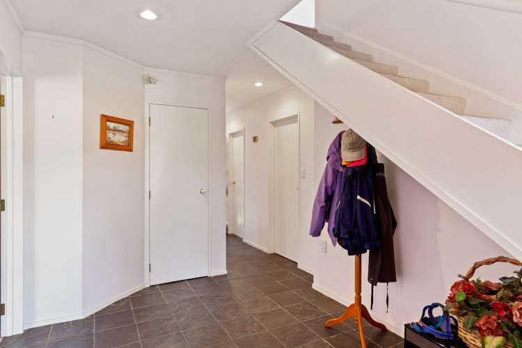 27 Woodfern Crescent Titirangi_22