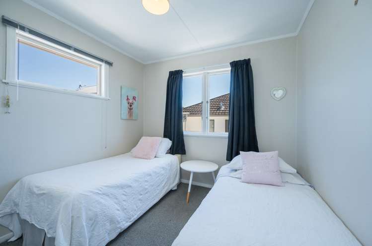 22 Andrew Street Stoke_10