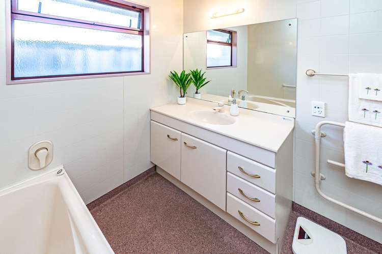 13B Saint Georges Gate Whanganui_16