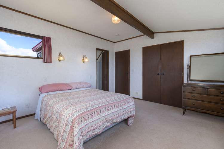 4 Aylesbury Terrace Otumoetai_21