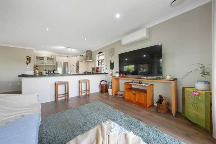 214 Kyle Road Greenhithe_6