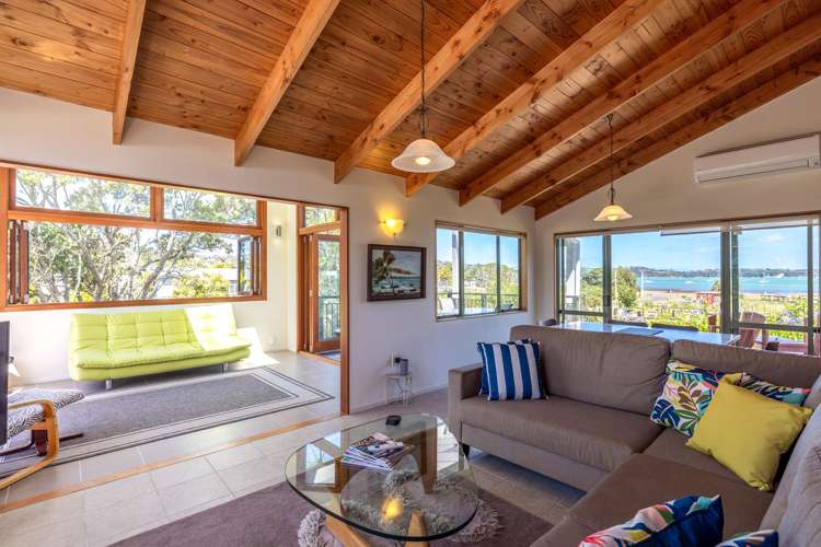 49 Tahatai Road Oneroa_7