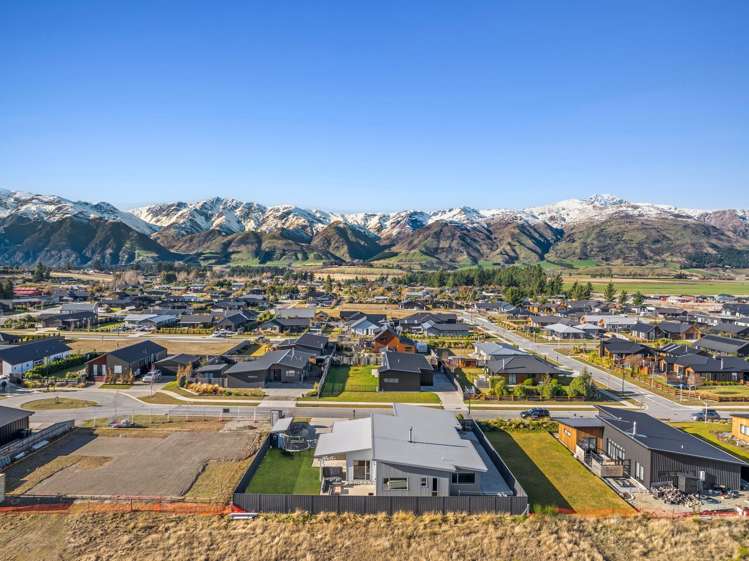 16 Isthmus Place Lake Hawea_21