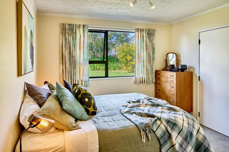 1 The Top Gallant Whitby_11