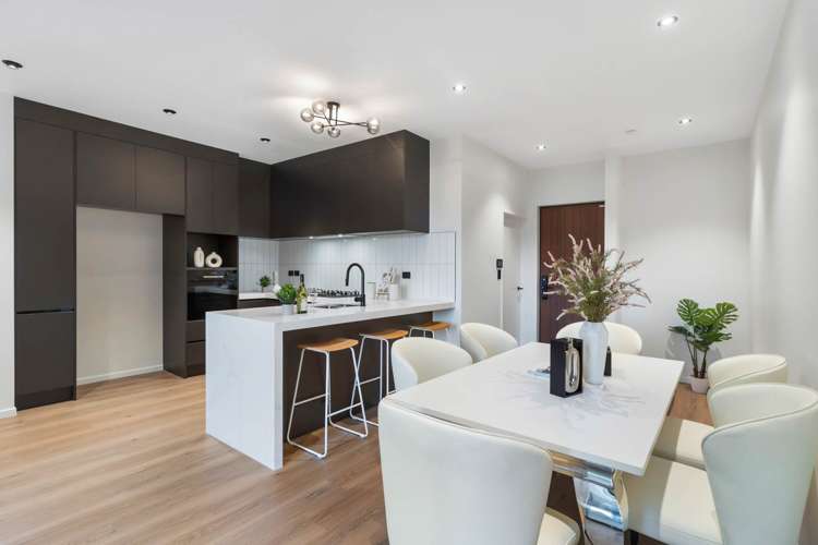 33 and 35 Karaka Village Parade_3