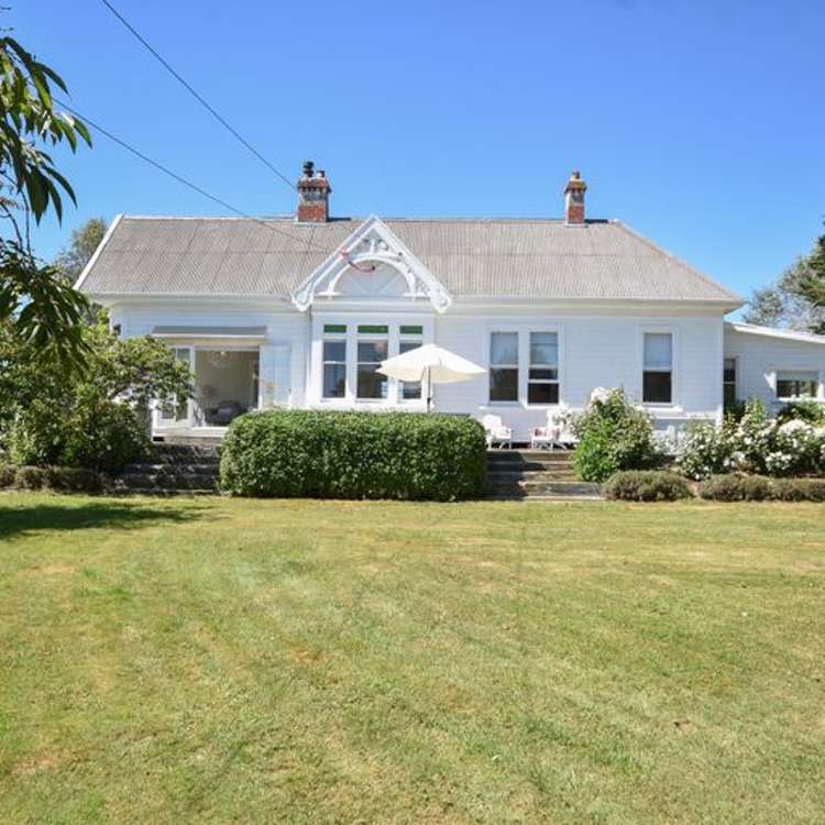 1215 Centre Road Henley_0