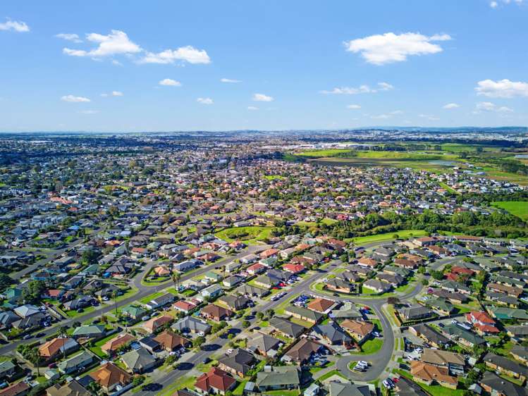 118 Naylors Drive Mangere_10