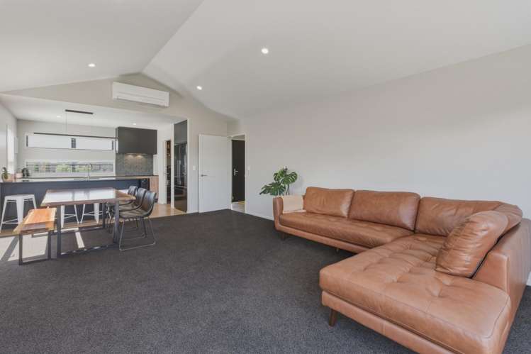 13 Caulfield Crescent Lincoln_8