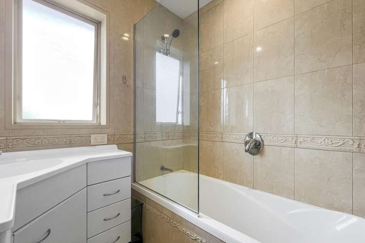 24 Sloane Street Glen Innes_11