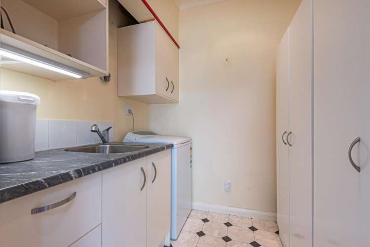 92 Lyndhurst Street Takaro_10