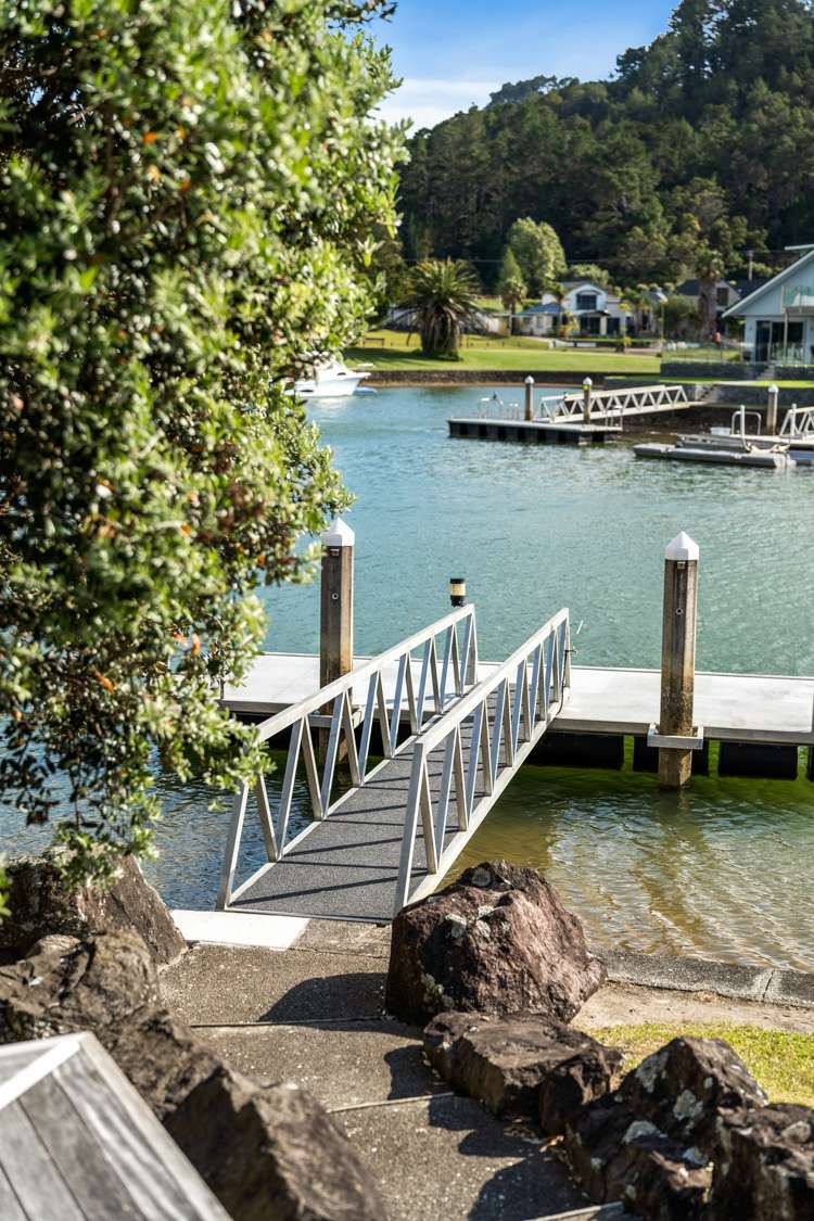 105b Motu Capri Pauanui_37