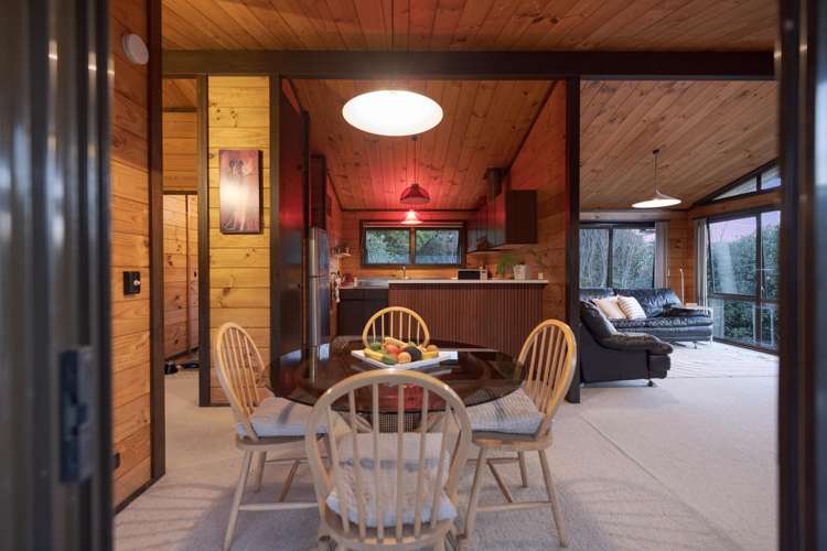 6 Langstone Street Welcome Bay_12