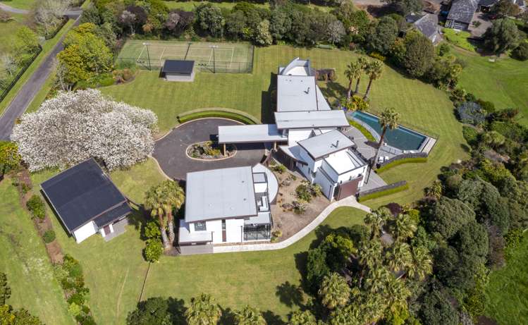 58 Porterfield Road Whitford_17