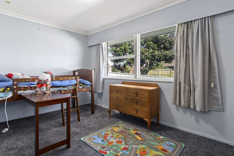 40 Eaton Crescent Matua_11