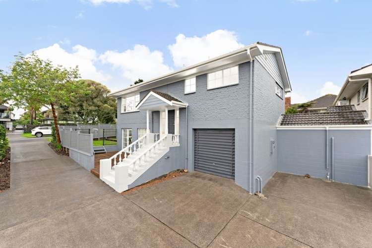 1/1 Folkestone Street Murrays Bay_15