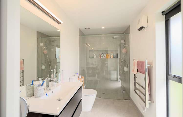 27 Henshaw Street 500171_13