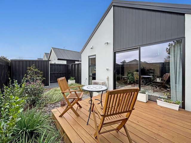 LINWOOD - 2 BEDROOMS, 1 BATHROOM, HEATPUMP, CARPARK
