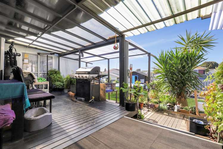 311 Roscommon Road Clendon Park_12