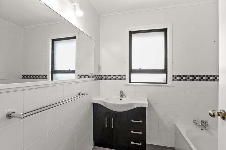 47 Crownhill Street Spotswood_16