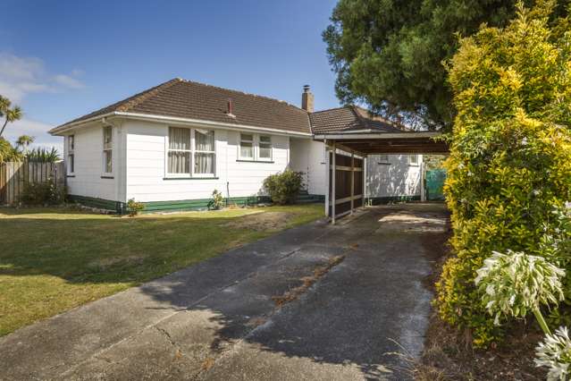 6 Salford Place Awapuni_1